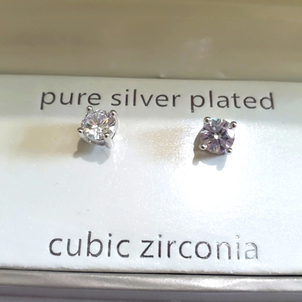 ❤️SILVER  PLATED EARRINGS 💎